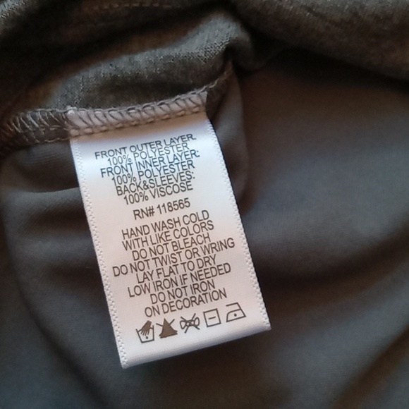 Sequined front, Grey t-shirt - Picture 3 of 4